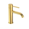 pol_pl_Bateria-umywalkowa-Balneo-Cascade-model-1-shiny-gold-20949_2.webp