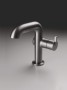 pol_pl_Bateria-umywalkowa-z-prostokatna-wylewka-titanium-BQS-D24M-3603_2.jpg
