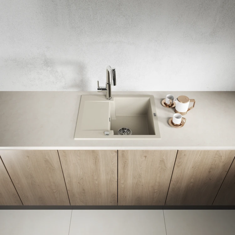 CHICHI_LOGO_SBH_413Y_BEIGE_KADR-2_137402.jpg