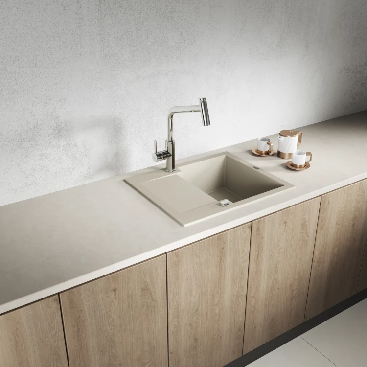 CHICHI_LOGO_SBH_413Y_BEIGE_KADR-1_1_137403.jpg